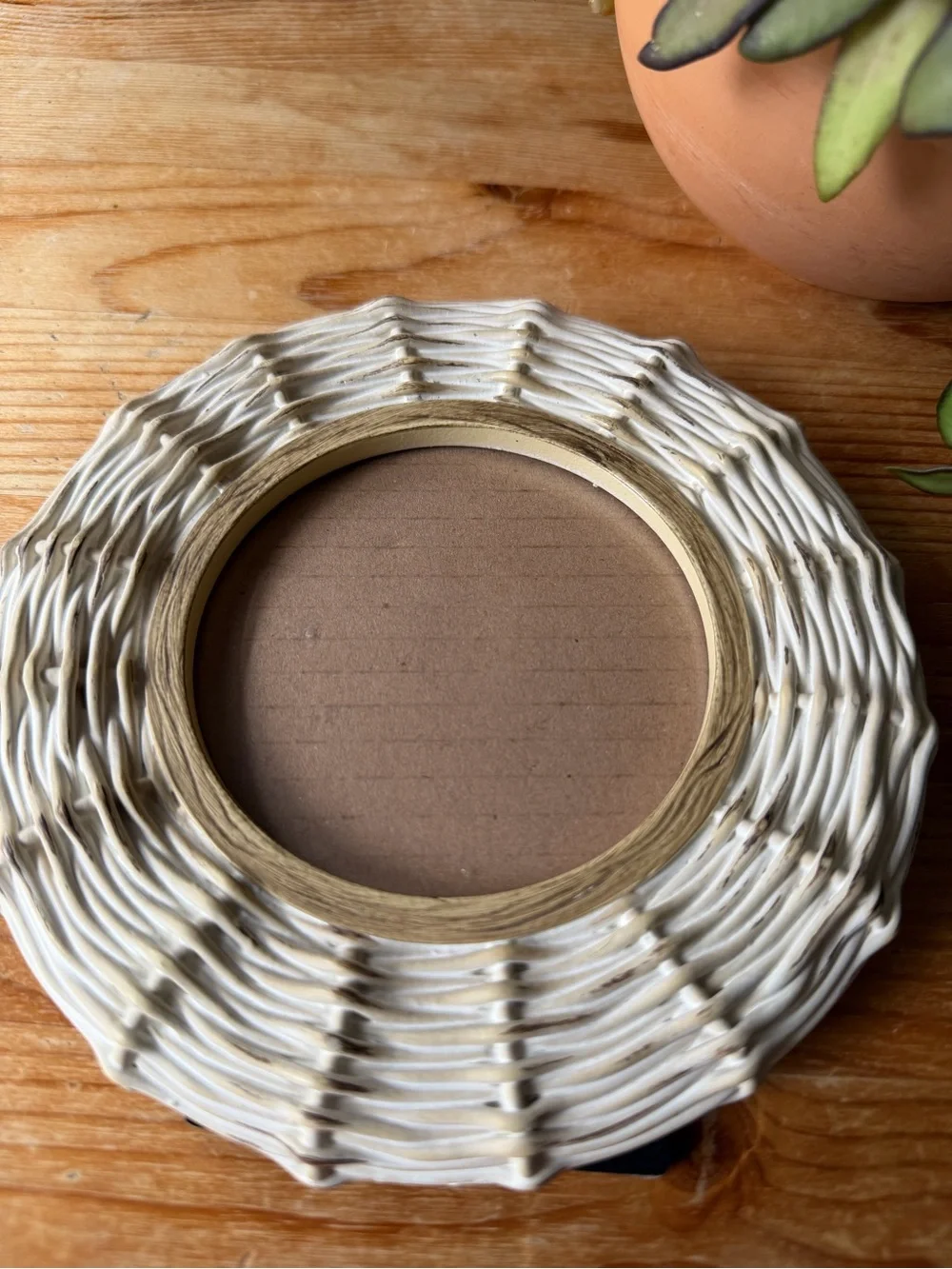 Vintage Woven Round Rattan Photo Frame